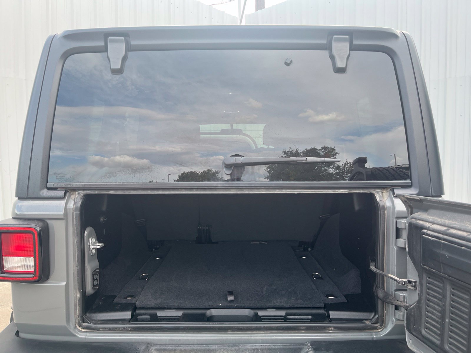 Used 2020 Jeep Wrangler Unlimited Sport AWD/4WD image 8