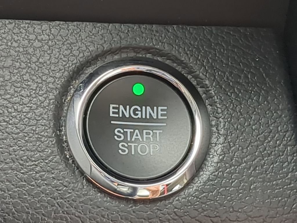 Used 2020 Ford Expedition Platinum image 23