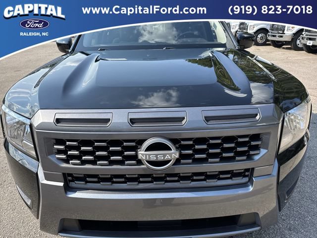 Used 2025 Nissan Frontier SV RWD image 10