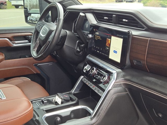 Used 2024 GMC Sierra 2500 Denali Ultimate image 10