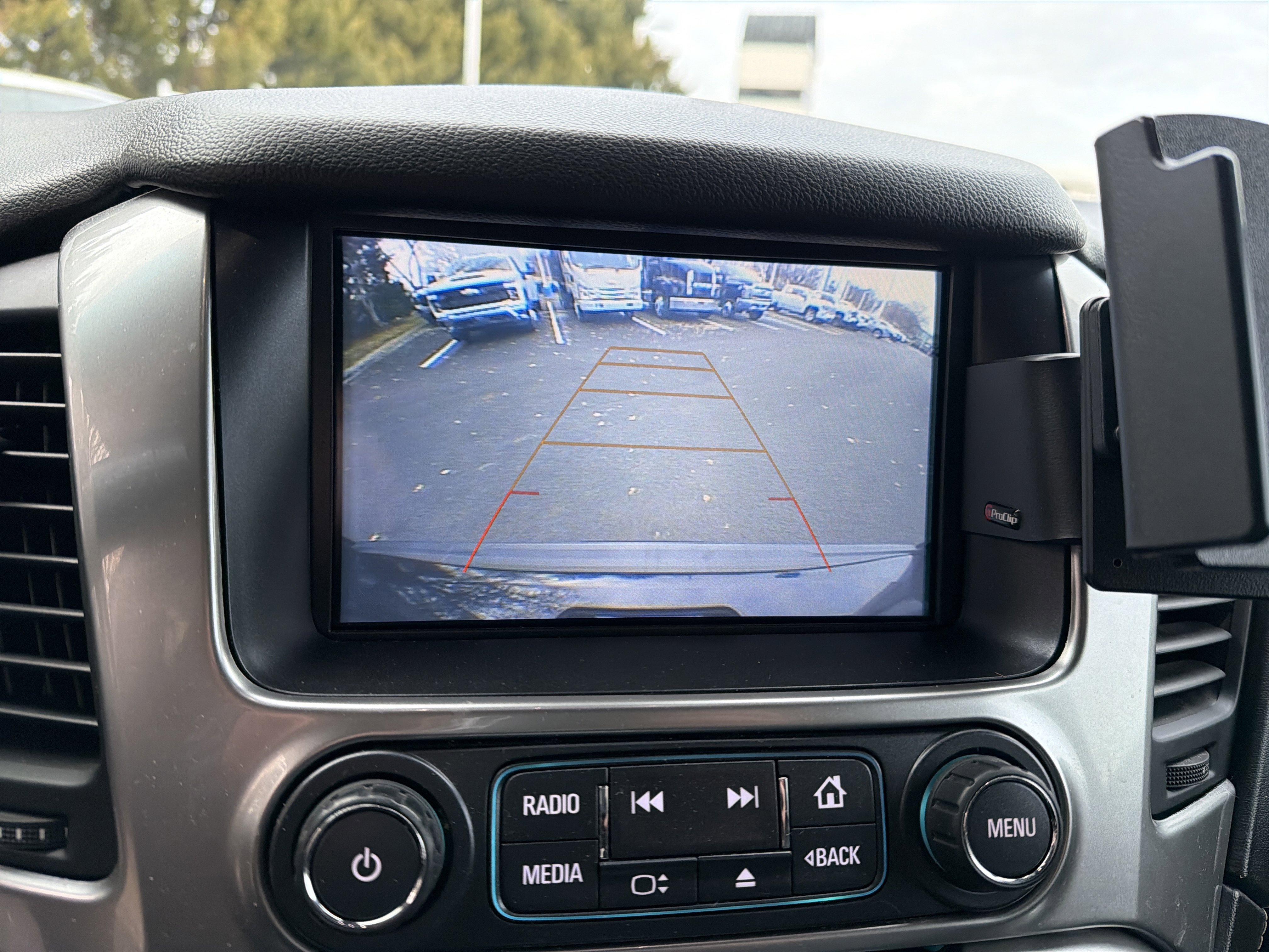 Used 2018 Chevrolet Tahoe Premier image 25