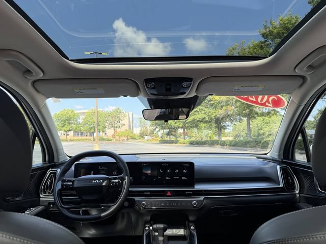 Certified 2026 Kia Sorento S w/ S Panoramic Sunroof Package FWD image 38
