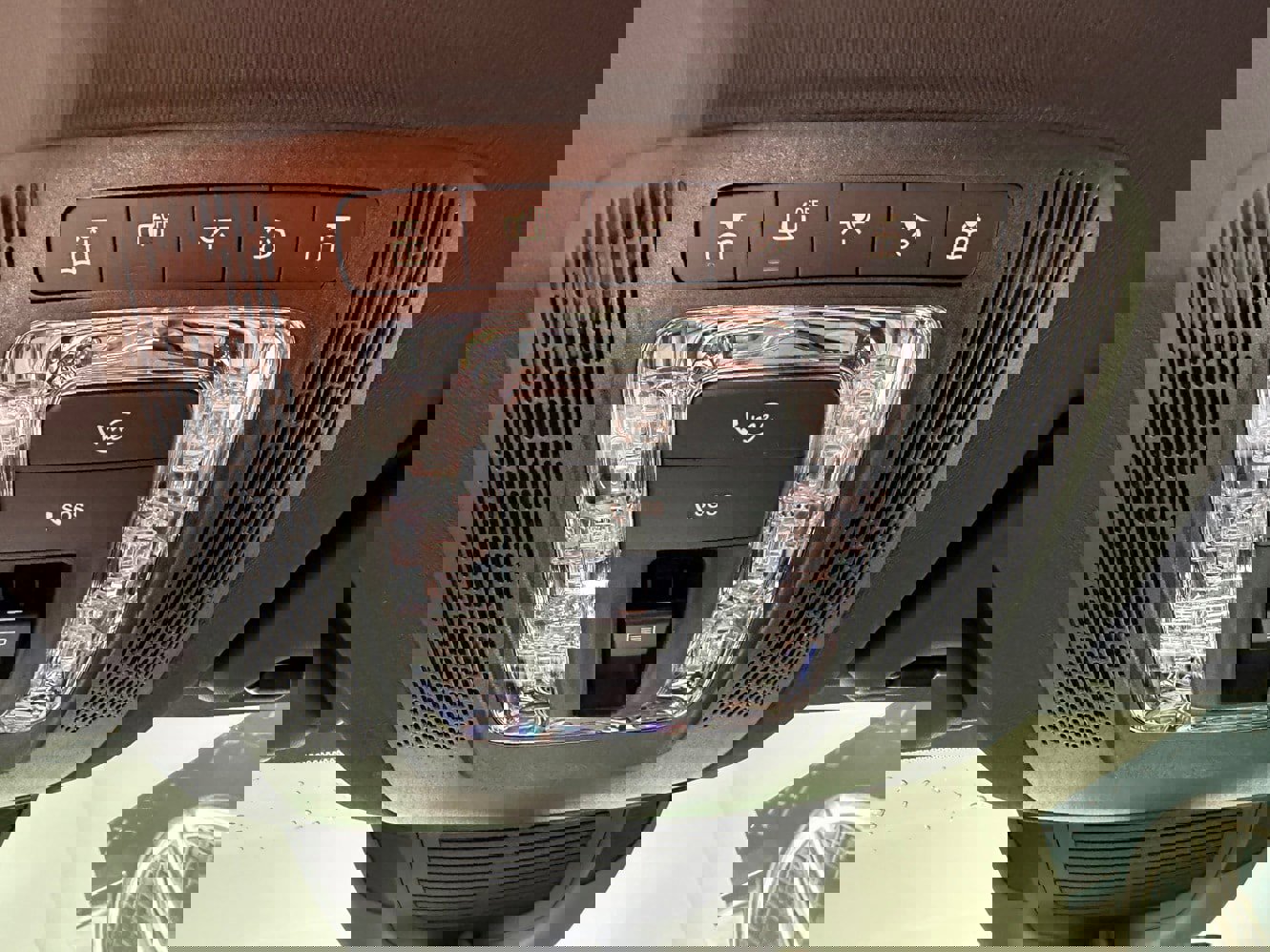 Used 2025 Mercedes-Benz GLE 53 AMG 4MATIC image 24