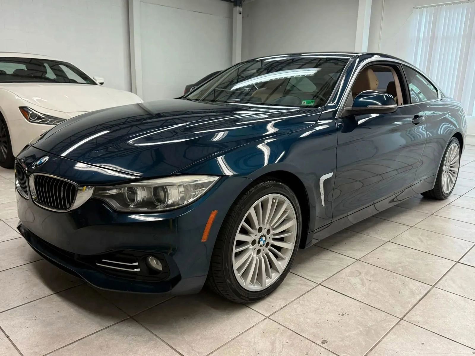 Used 2014 BMW 428i Coupe RWD image 3
