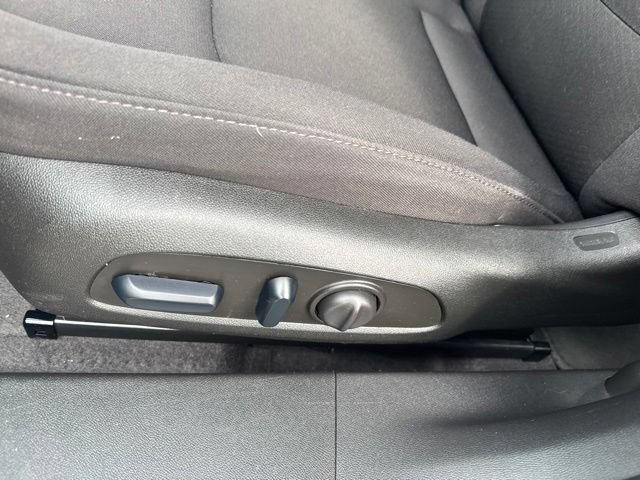 Used 2024 Chevrolet Malibu LT FWD image 18