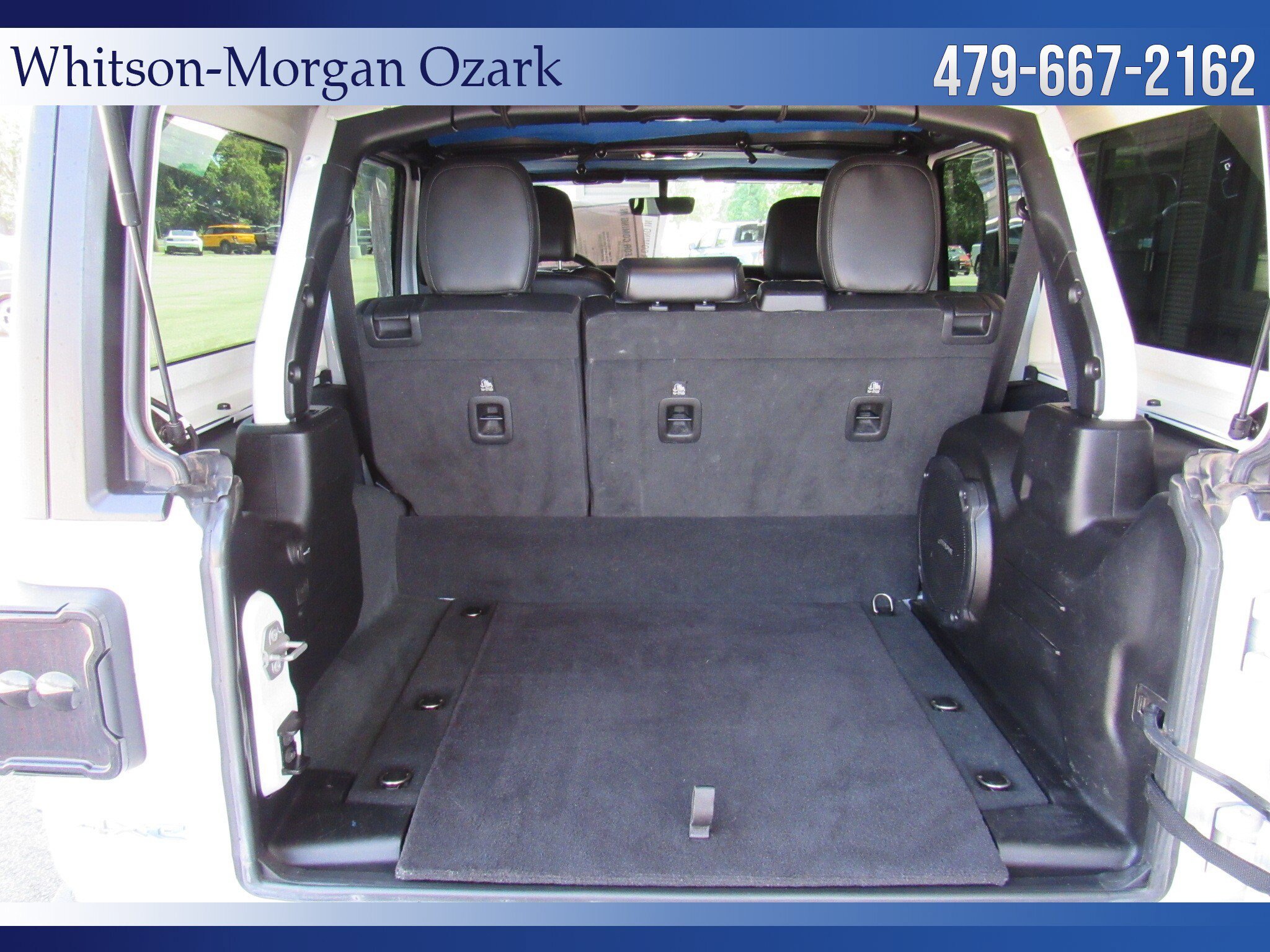 Used 2023 Jeep Wrangler Unlimited Sahara AWD/4WD image 29