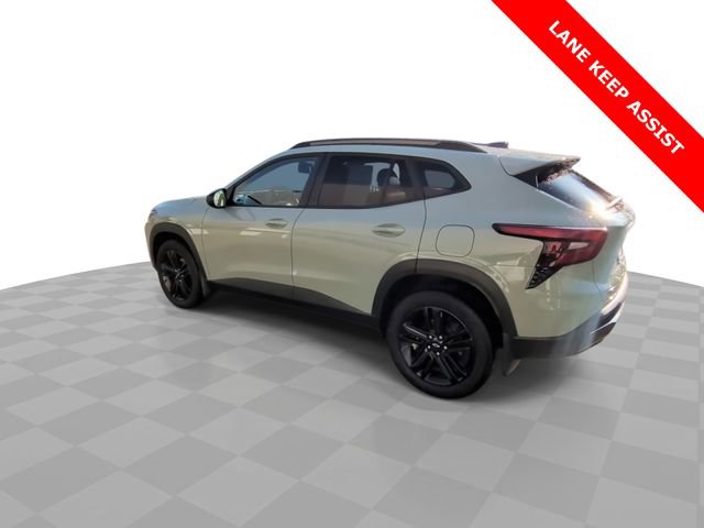 Used 2024 Chevrolet Trax ACTIV w/ Sunroof Package image 6