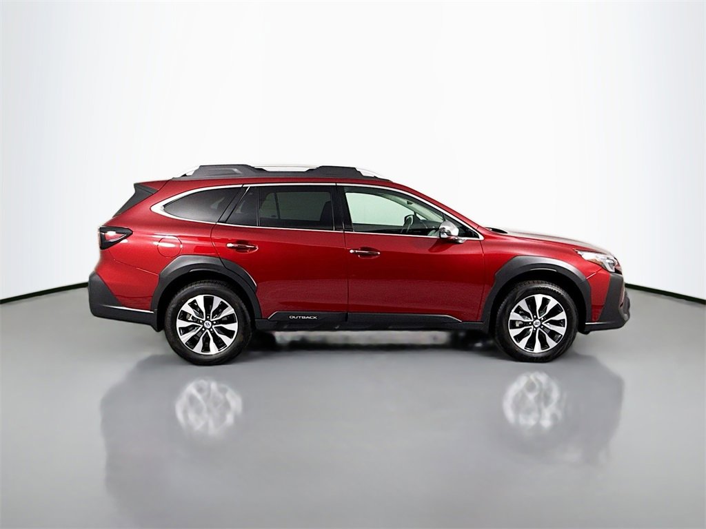 Used 2025 Subaru Outback Touring XT image 8
