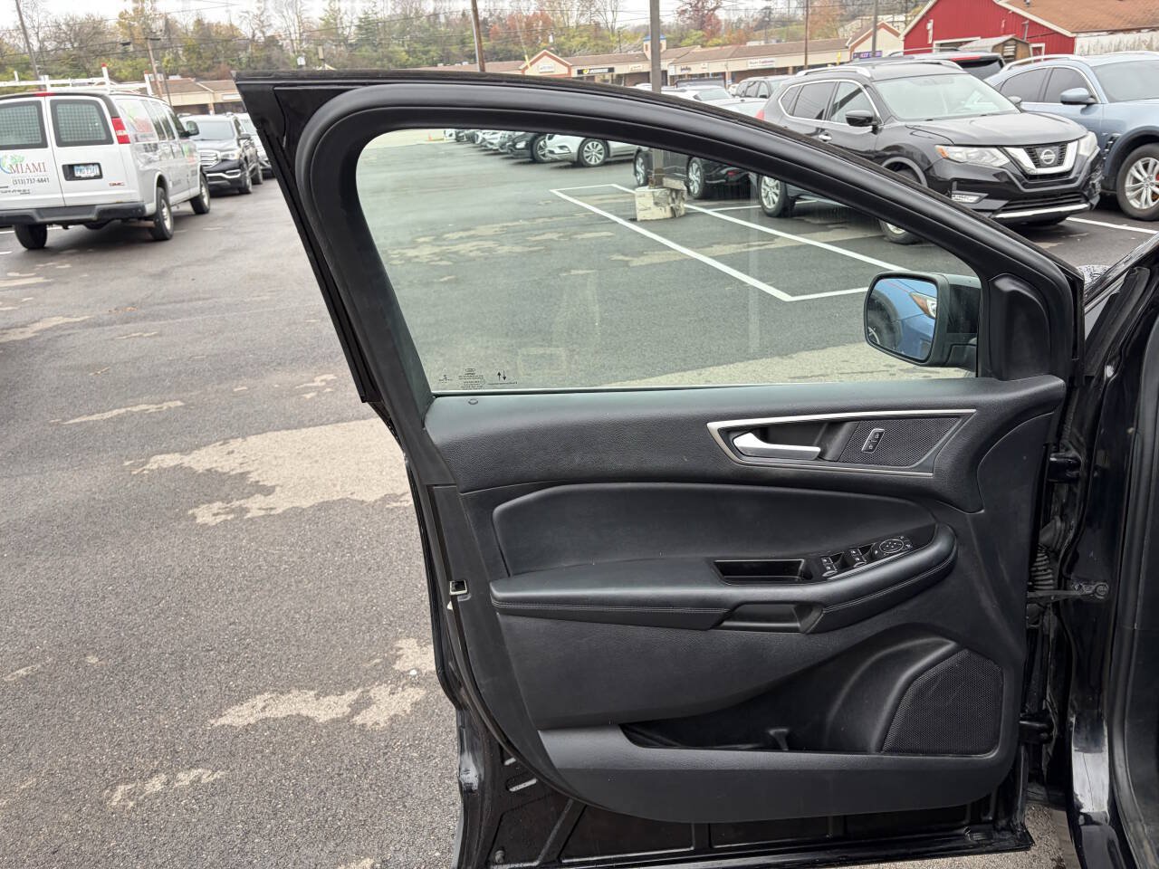 Used 2020 Ford Edge SEL AWD/4WD image 13