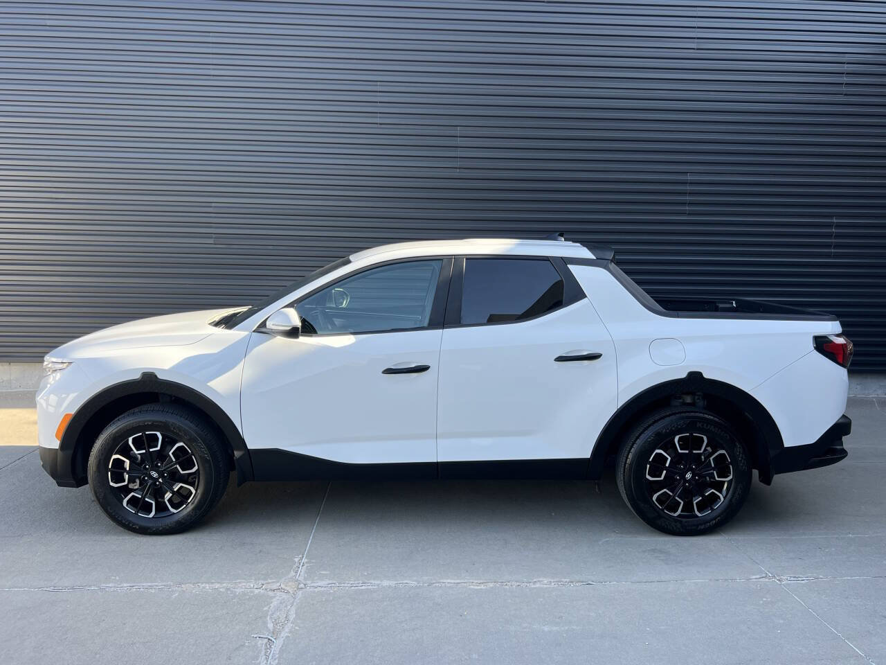 Used 2023 Hyundai Santa Cruz SEL AWD/4WD image 9
