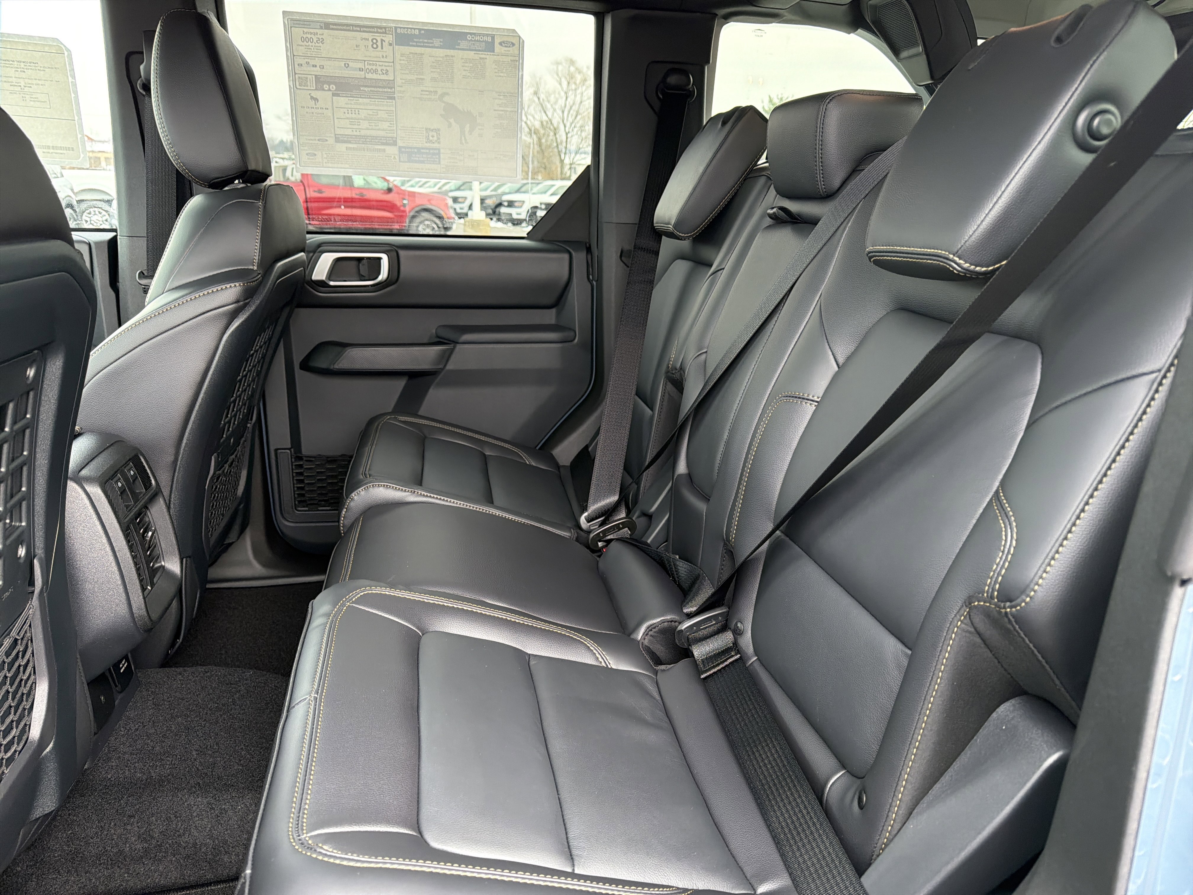 New 2025 Ford Bronco Badlands image 13