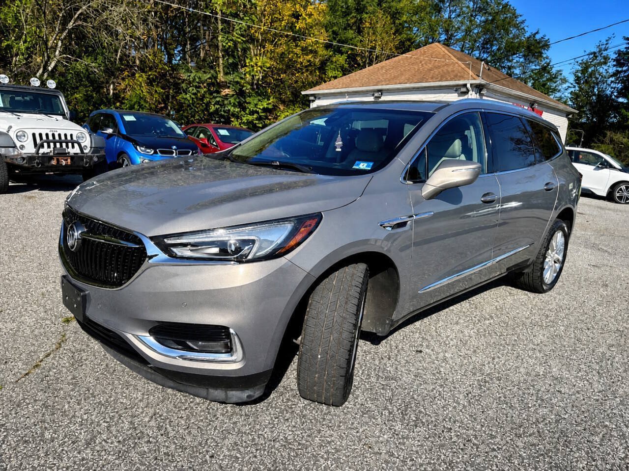 Used 2018 Buick Enclave Premium w/ Experience Buick Package AWD/4WD image 2