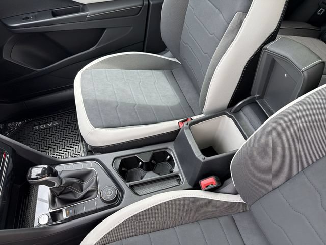 New 2026 Volkswagen Taos SE AWD/4WD image 21