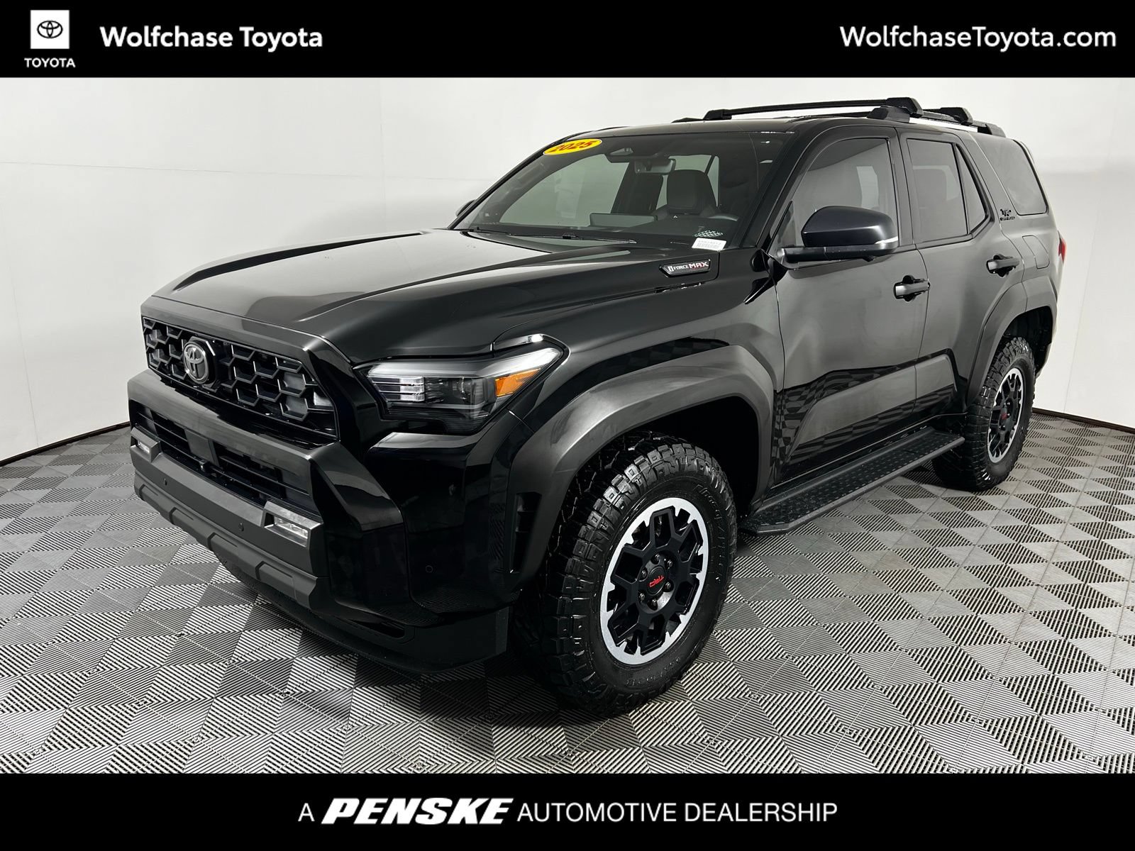 Used 2025 Toyota 4Runner TRD Off-Road Premium AWD/4WD image 1