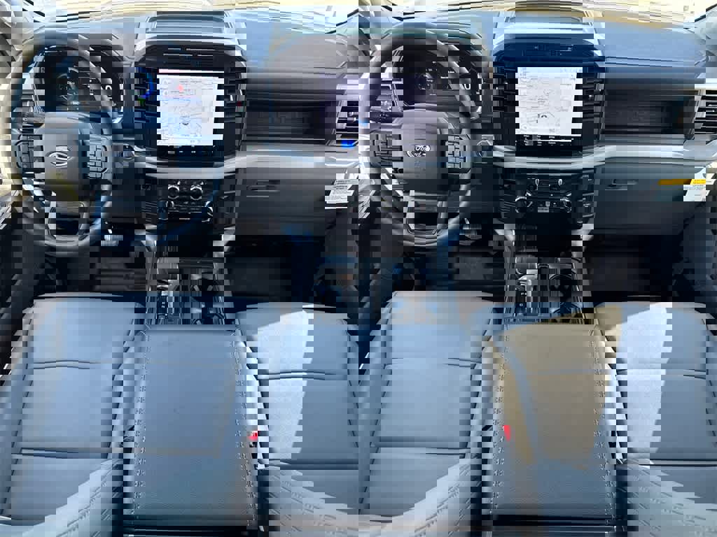 New 2023 Ford F150 Lightning Pro image 18