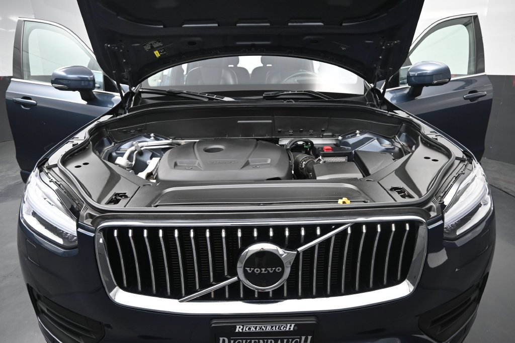 Used 2022 Volvo XC90 T6 Momentum w/ Advanced Package AWD/4WD image 9