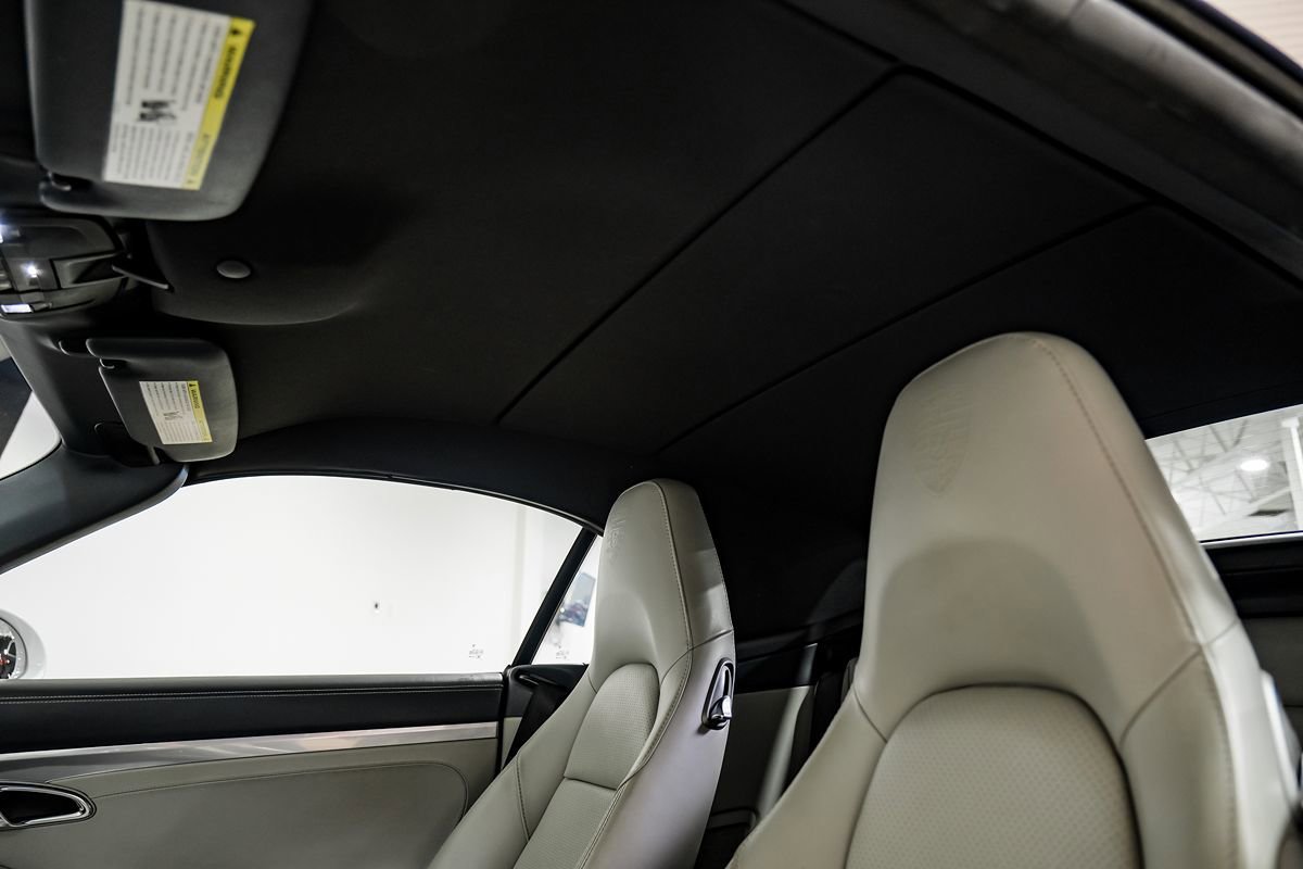 Used 2017 Porsche 911 Carrera image 5