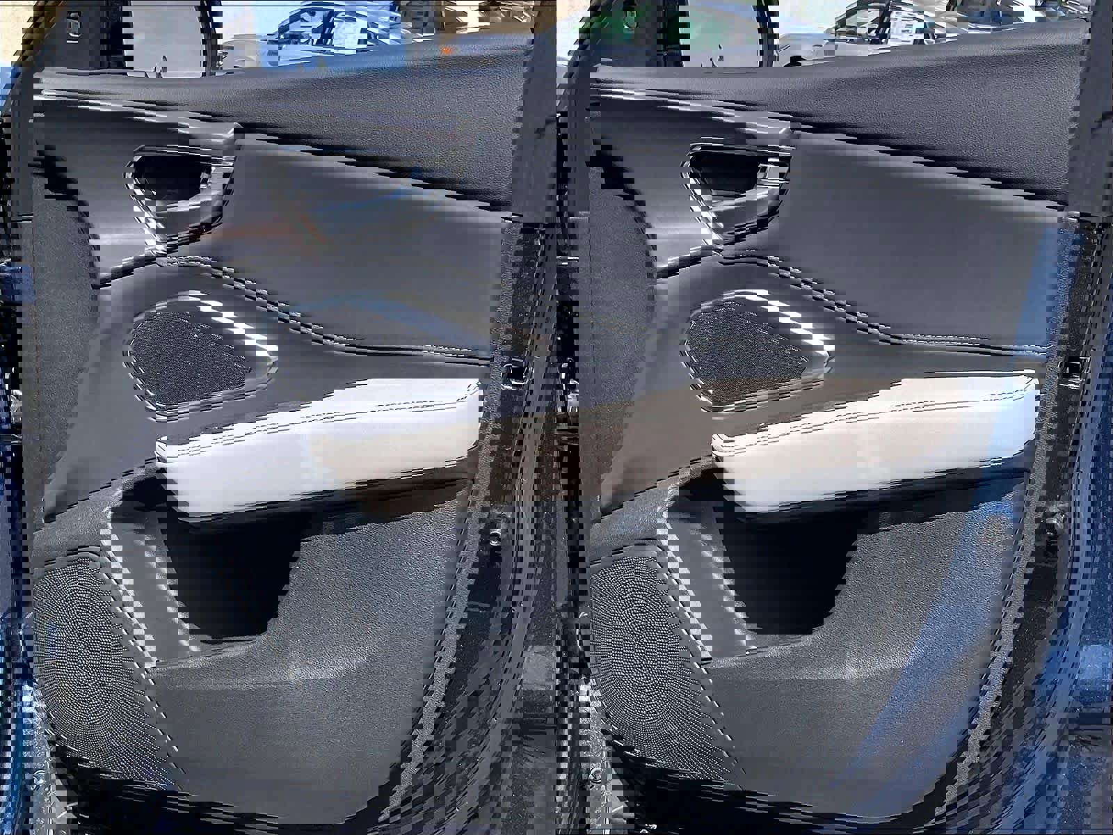 Used 2026 Acura RDX SH-AWD image 26