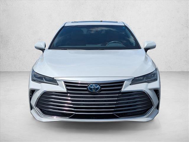 Used 2020 Toyota Avalon Limited FWD image 2