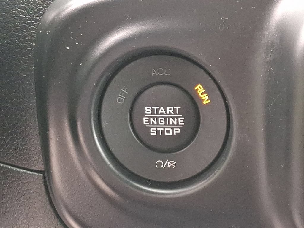 Used 2018 Jeep Wrangler Unlimited Sport S AWD/4WD image 22