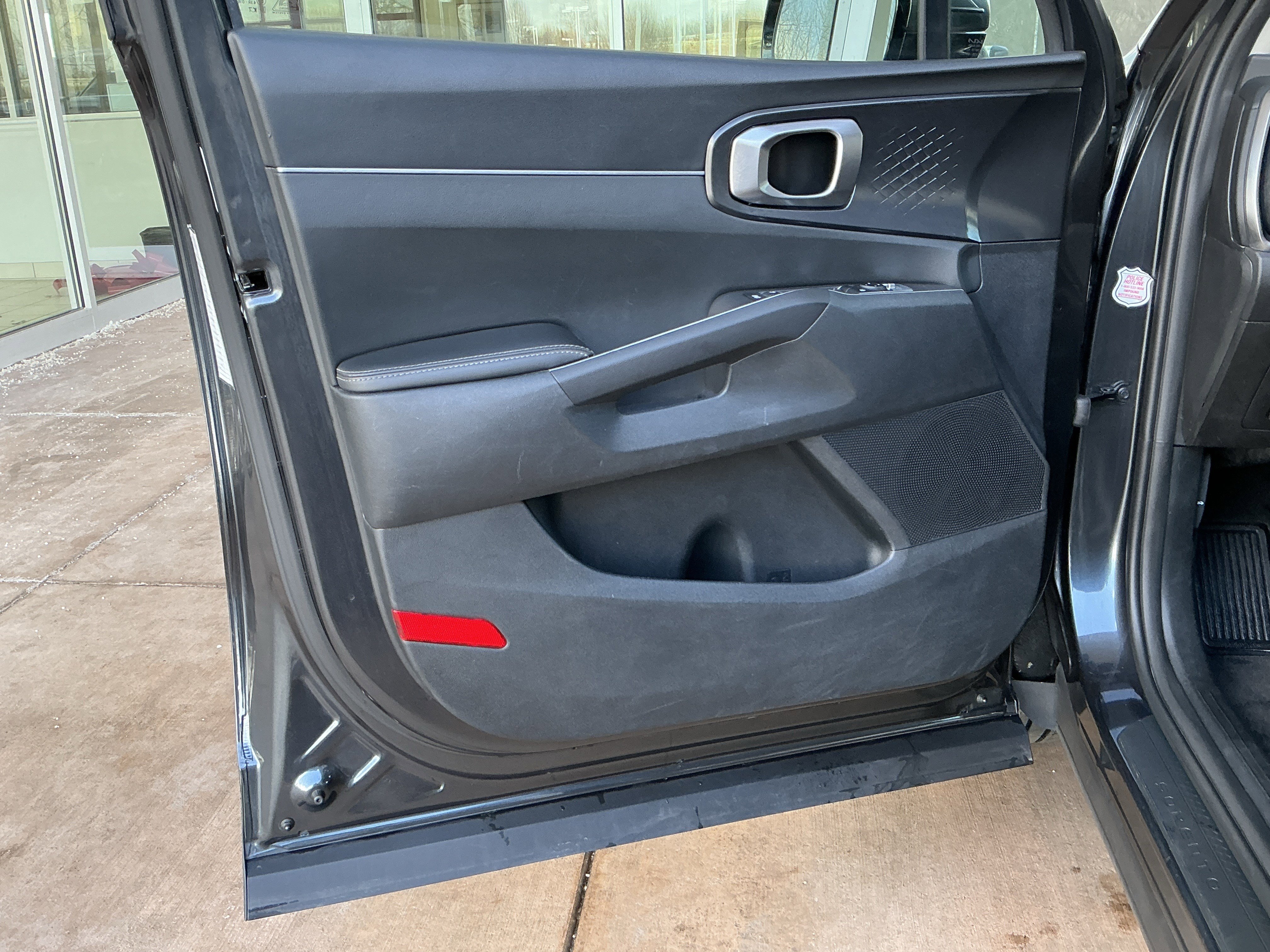 Used 2024 Kia Sorento S image 14