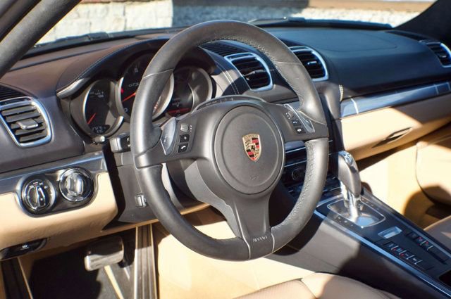 Used 2016 Porsche Cayman RWD image 22