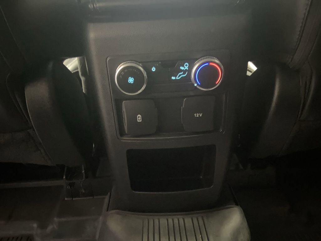Used 2021 Ford Explorer XLT w/ Equipment Group 202A image 21