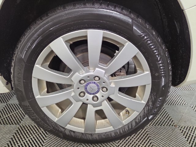 Used 2010 Mercedes-Benz GLK 350 4MATIC image 12