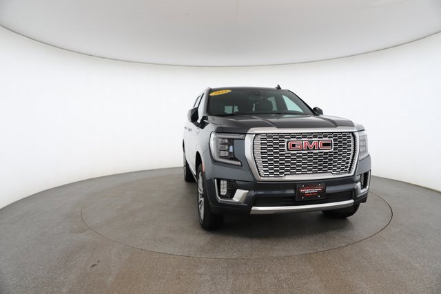 Used 2021 GMC Yukon Denali w/ Denali Ultimate Package image 29