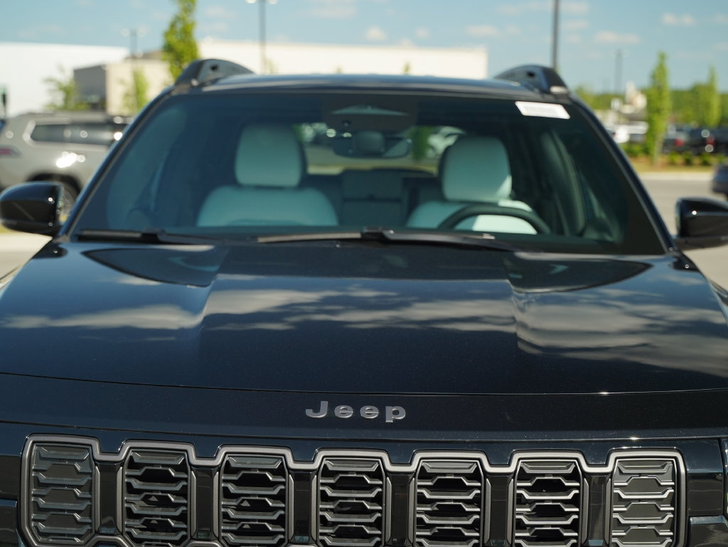 New 2026 Jeep Cherokee Limited AWD/4WD image 37