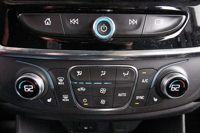 Used 2021 Chevrolet Traverse LT AWD/4WD image 14
