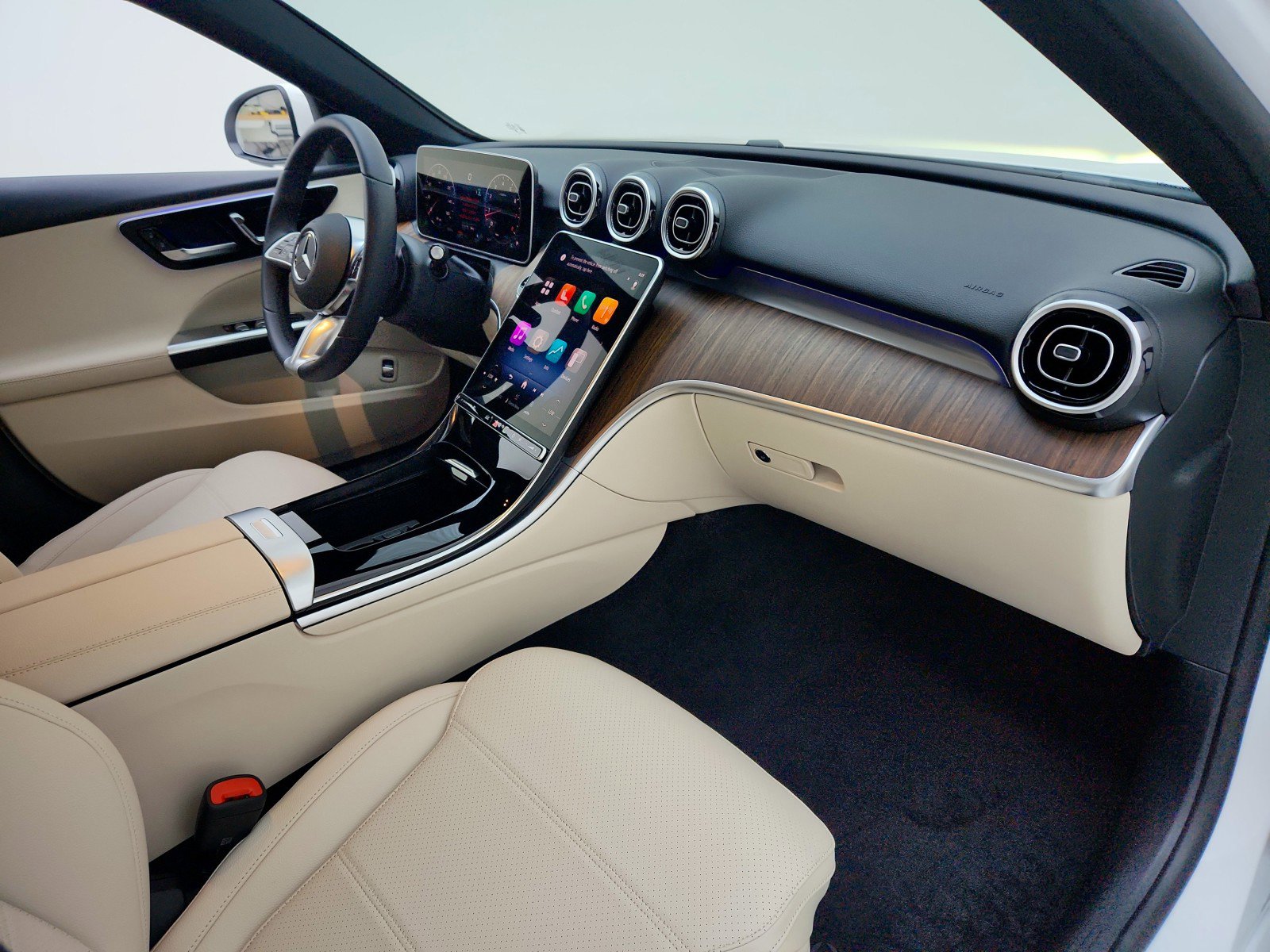 New 2025 Mercedes-Benz C 300 Sedan image 19