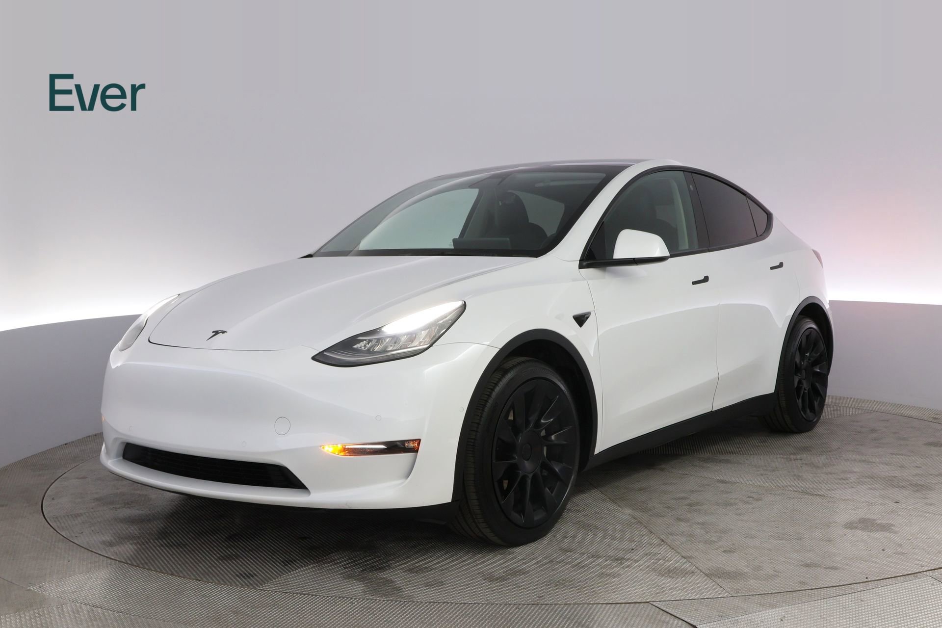 Used 2021 Tesla Model Y Long Range AWD/4WD image 2