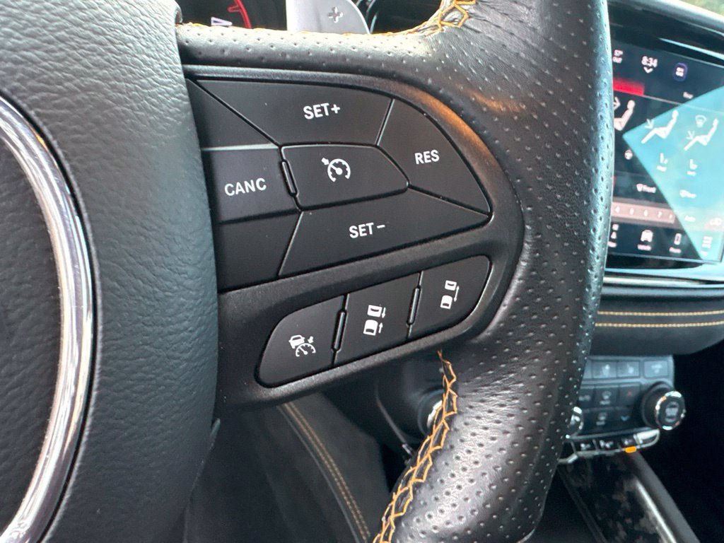 Used 2023 Dodge Durango R/T w/ Hemi Orange Plus Package AWD/4WD image 26