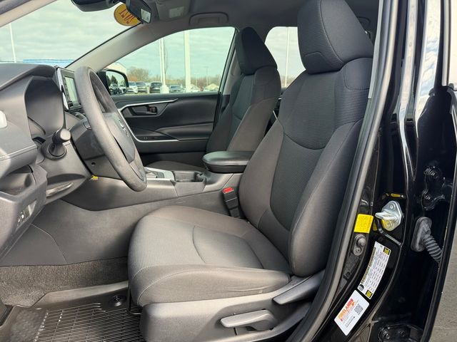 Certified 2021 Toyota RAV4 LE image 14