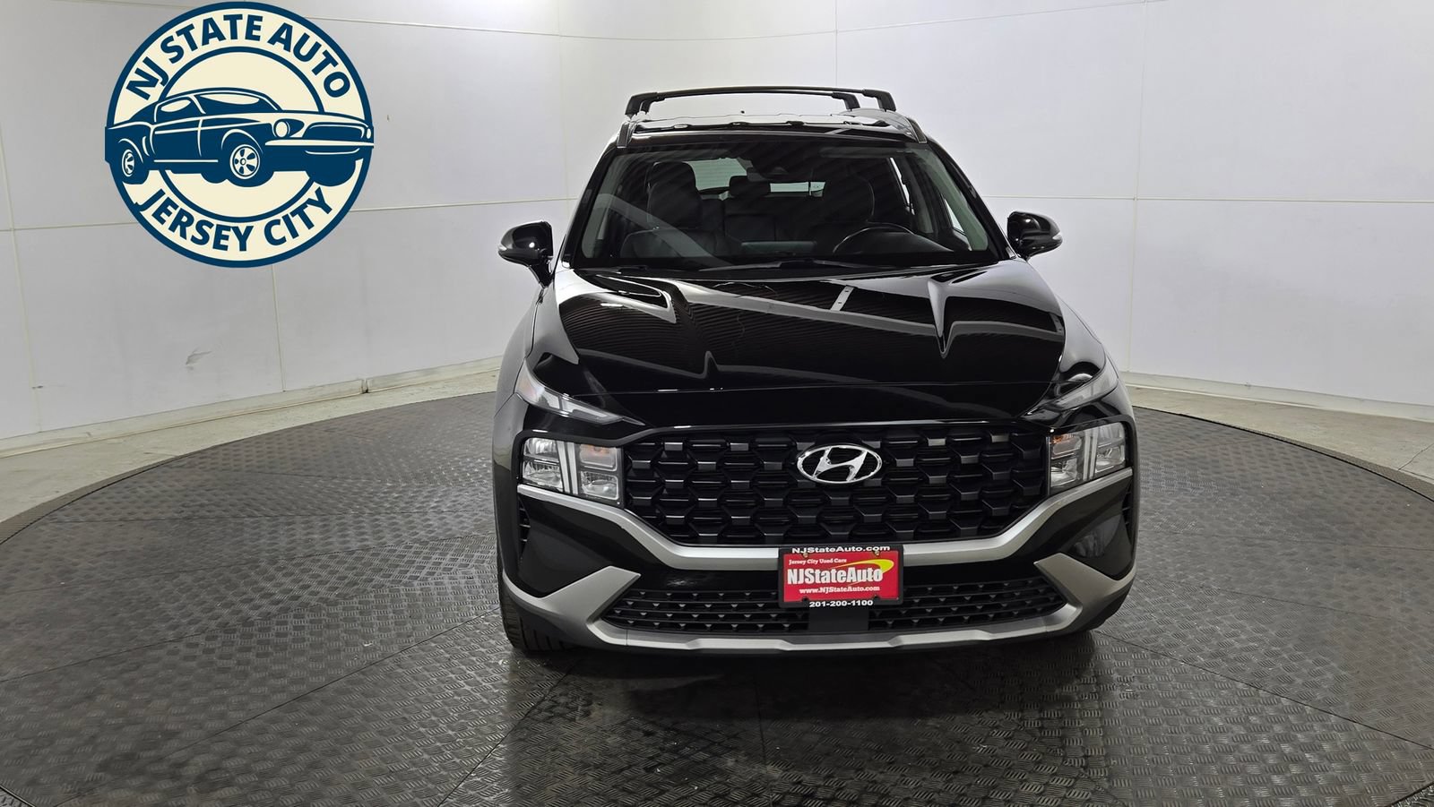 Used 2023 Hyundai Santa Fe SEL AWD/4WD image 2