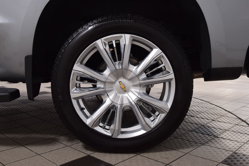 Used 2026 Chevrolet Silverado 1500 High Country w/ High Country Premium Package AWD/4WD image 27