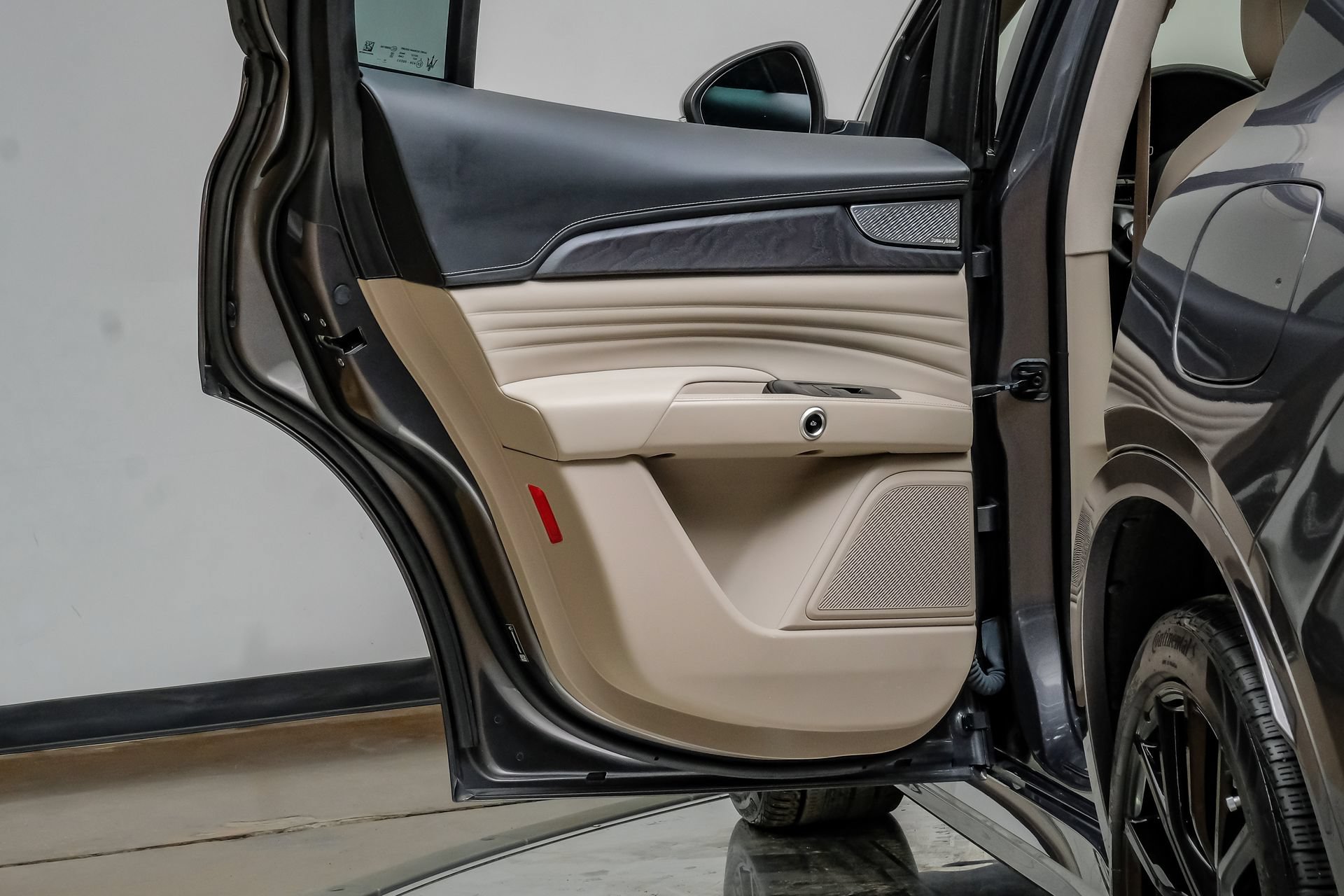 Used 2023 Maserati Grecale GT AWD/4WD image 45