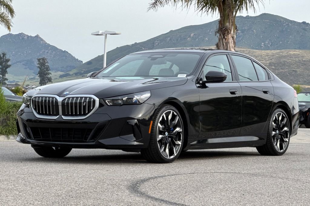 Used 2024 BMW i5 eDrive40i w/ M Sport Package image 7