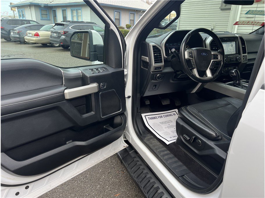 Used 2017 Ford F150 Lariat image 13