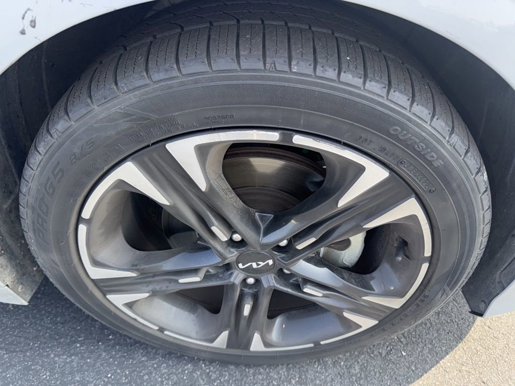 Used 2022 Kia K5 GT-Line image 8
