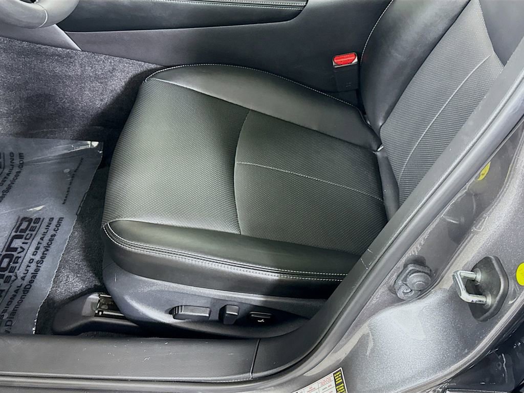 Used 2023 INFINITI Q50 Luxe w/ Cargo Package image 25