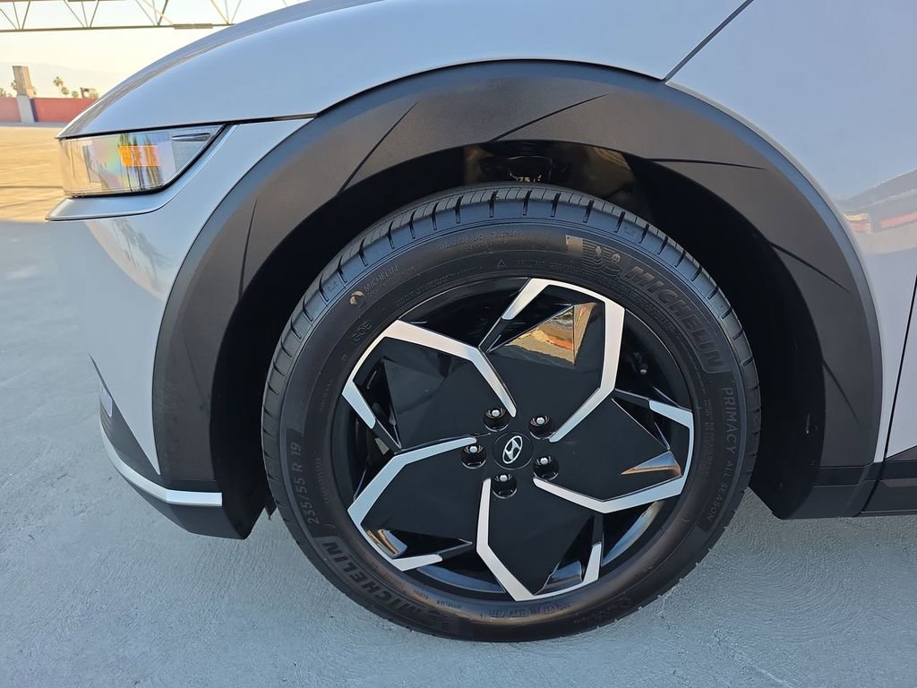 Used 2024 Hyundai Ioniq 5 SE RWD image 34