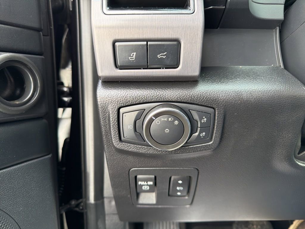 Used 2021 Ford Expedition Max Platinum AWD/4WD image 31