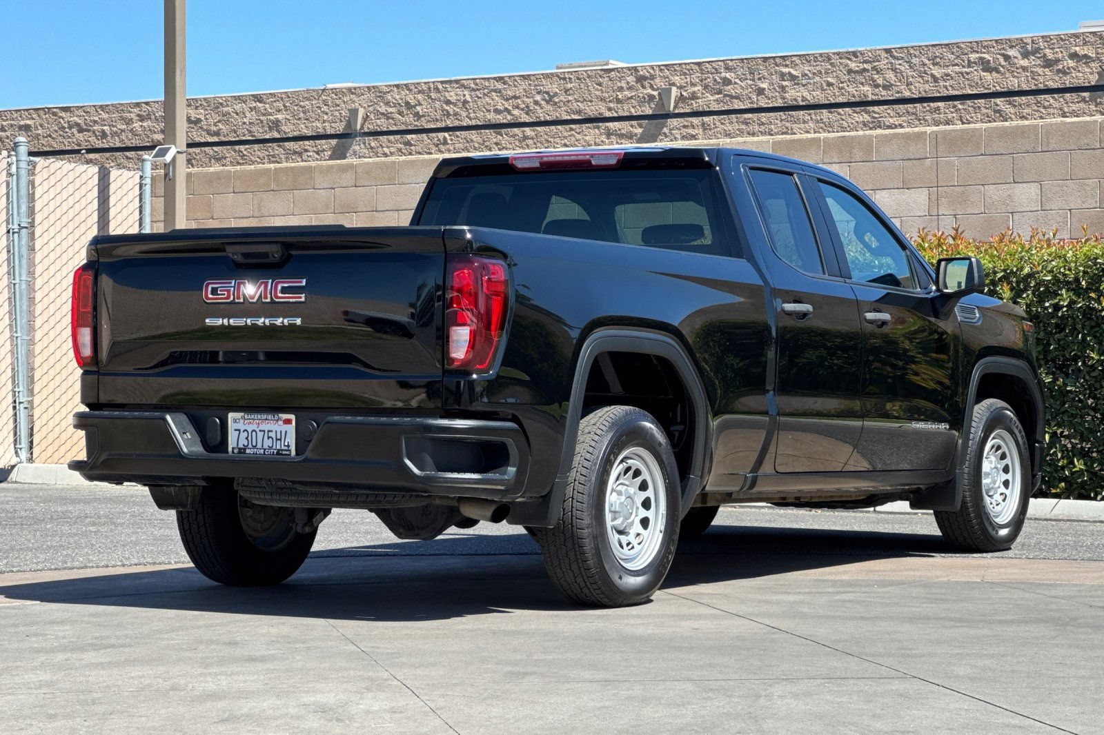 Used 2023 GMC Sierra 1500 Pro RWD image 4