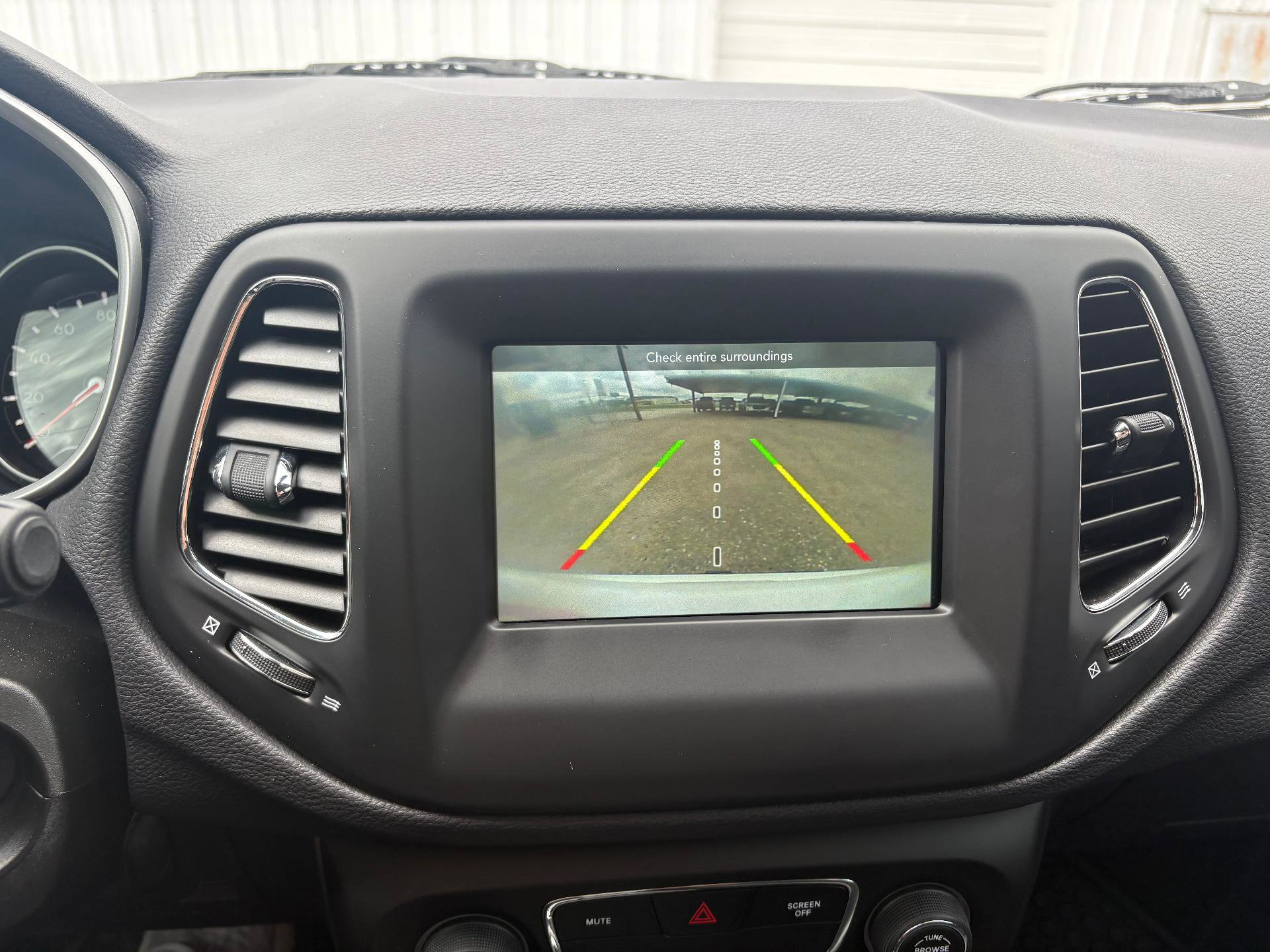 Used 2018 Jeep Compass Latitude w/ Popular Equipment Group image 31