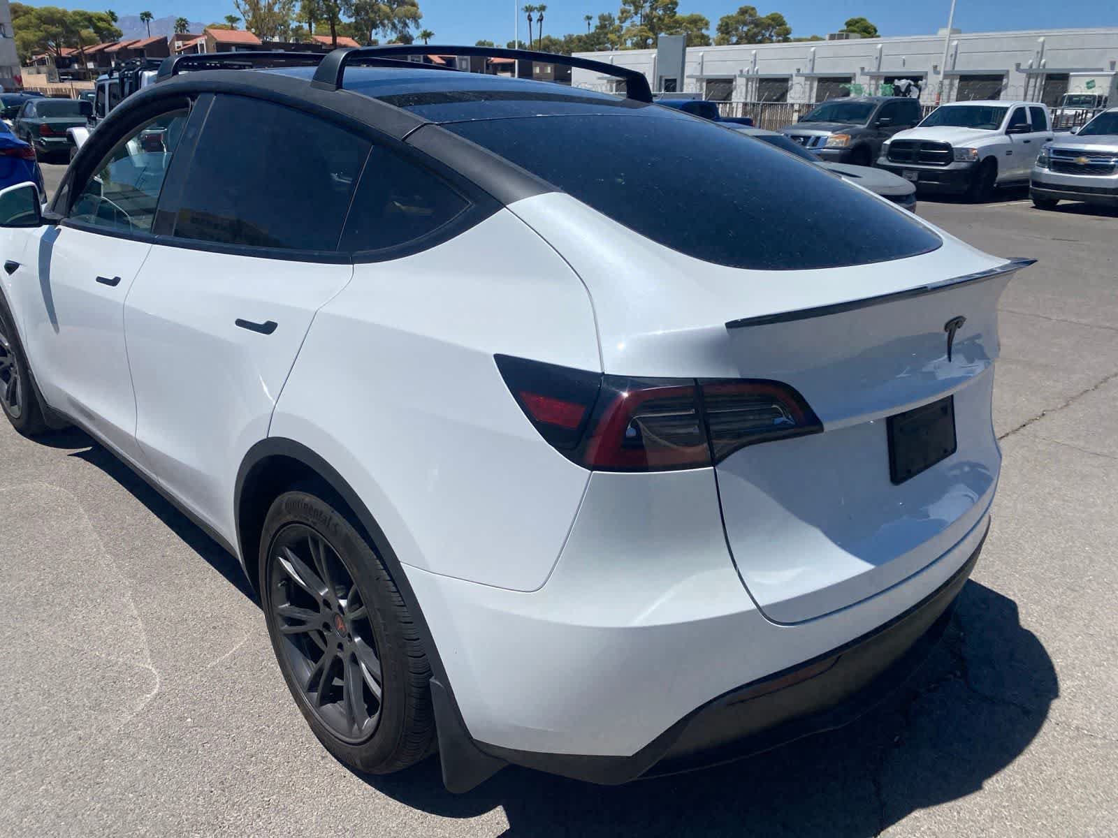 Used 2024 Tesla Model Y 2WD image 8