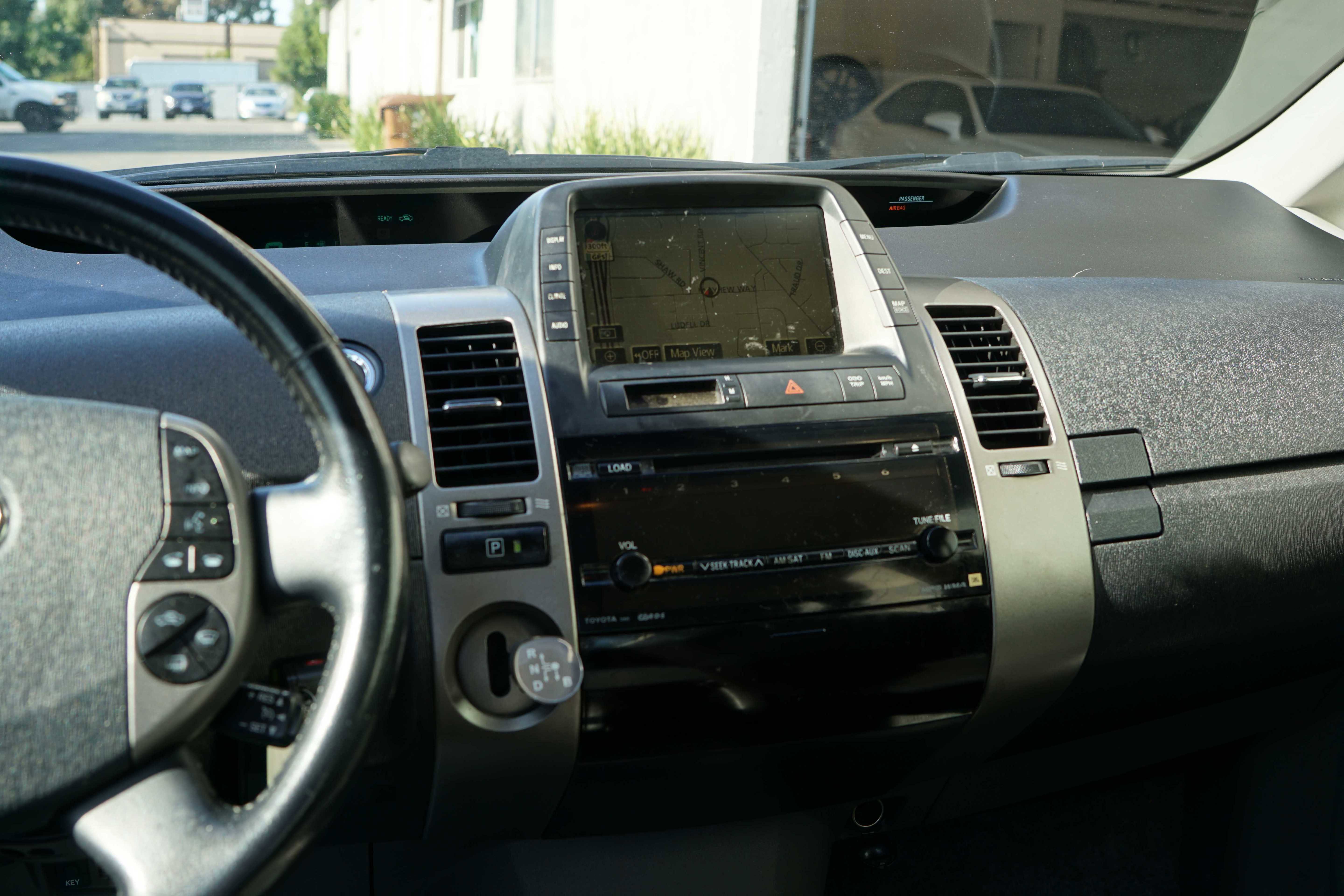 Used 2009 Toyota Prius Touring FWD image 38