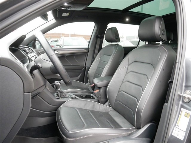 Used 2022 Volkswagen Tiguan SEL R-Line image 15