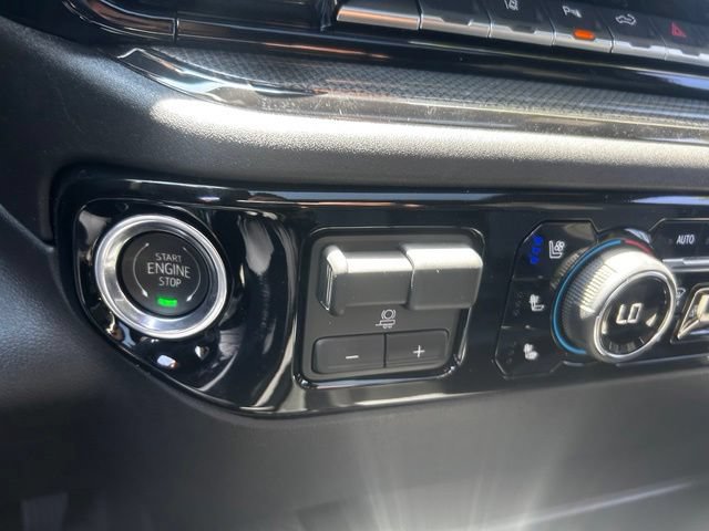 New 2026 Chevrolet Silverado 2500 ZR2 AWD/4WD image 30
